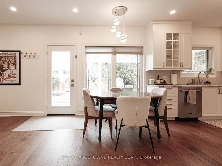 3301 Nadine Cres — Photo 14