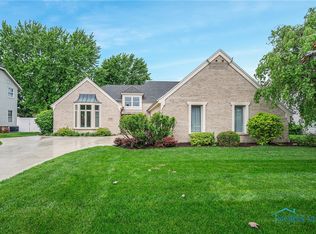 1438 Devonshire St, Bowling Green, OH 43402
