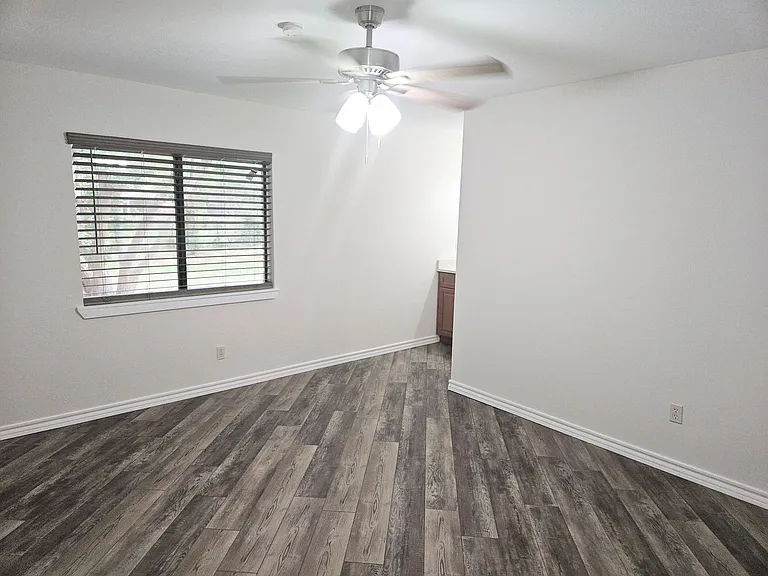 6908 Sunflower Cir N — Photo 11