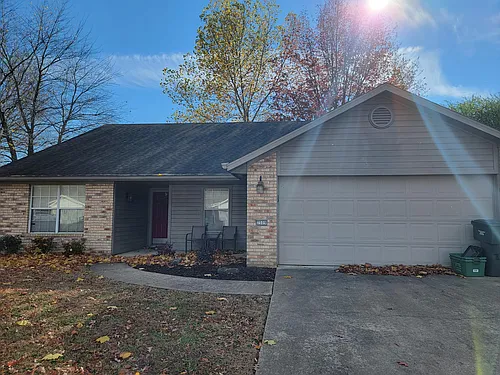 2509 W Houston St Photo 1