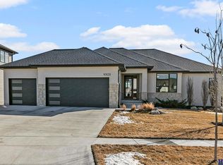 9303 Swan Creek Rd, Lincoln, NE 68520