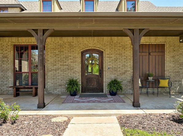 3200 Balmoral Dr, Edmond, OK 73034
