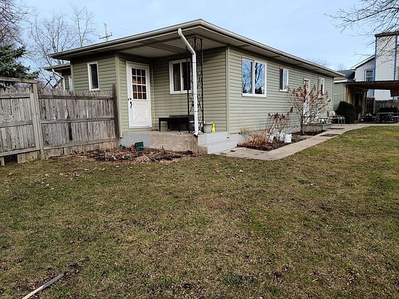 2nd image of 2300 Hillcrest Ave
