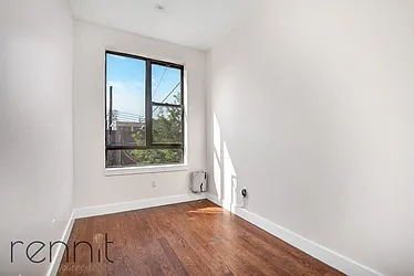 Rented by Rennit Inc.