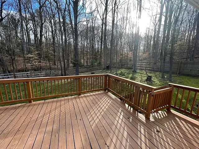 8300 Venture Dr — Photo 30