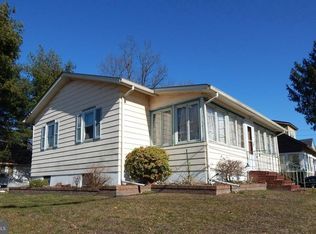 25 Church St, Penns Grove, NJ 08069