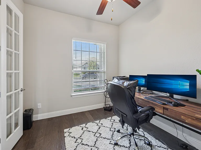 1656 Pegasus Dr — Photo 28