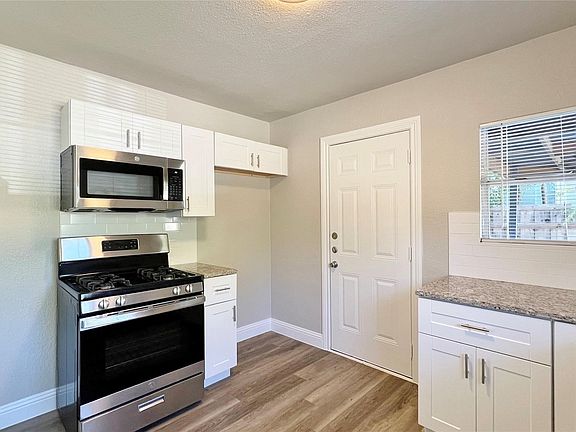 5th image of 4133 Alamo Ave