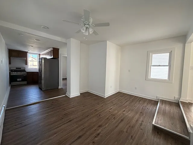 539 Jefferson Ave — Photo 3