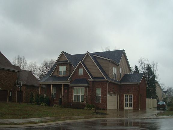 2nd image of 2334 Lionheart Dr
