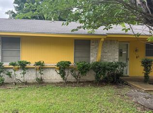 3516 Softcloud Dr, Dallas, TX 75241