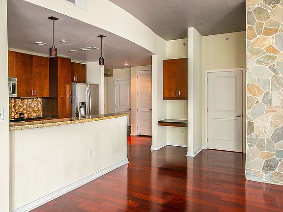 3rd image of 155 Court Ave #2602