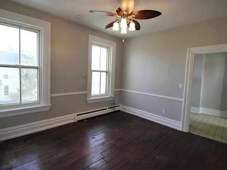 344 Hodgson St #4 — Photo 3