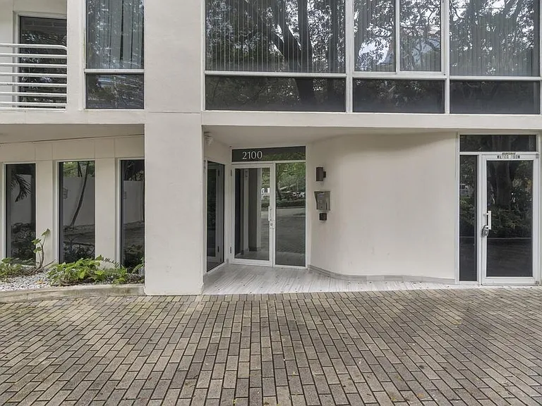 2100 Brickell Ave #305 — Photo 30