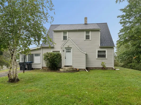 2048 Marmon Rd, Erie, PA 16509