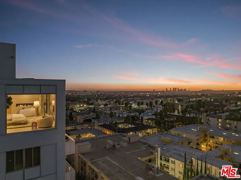 7135 Hollywood Blvd #W — Photo 39