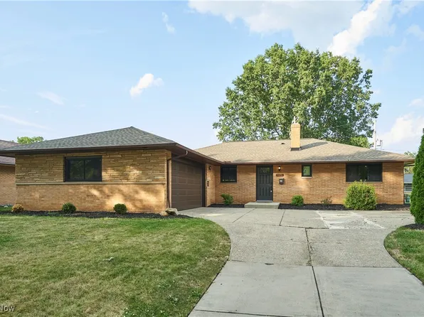 15356 Hickox Blvd, Middleburg Heights, OH 44130