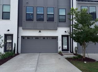 1108 Kiernan Grove Ln, Cary, NC 27519