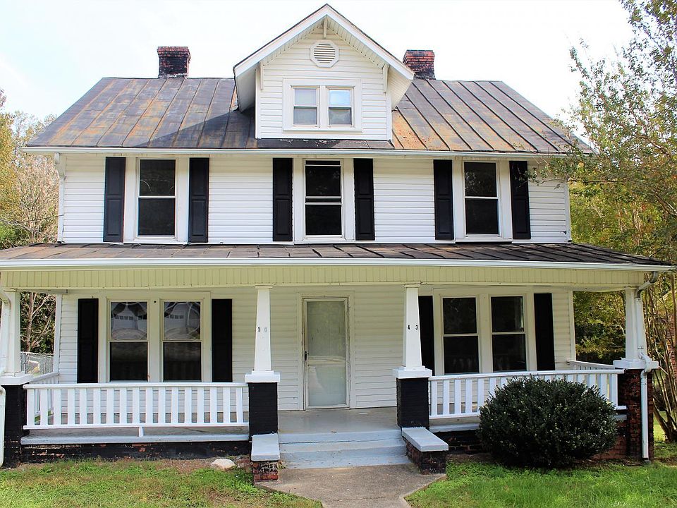 1st image of 1043 N Scales St