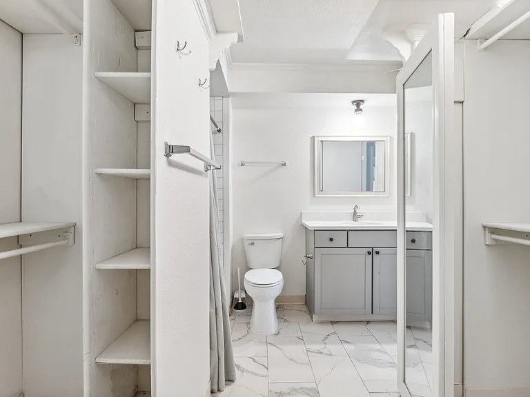 7020 E Girard Ave #107 — Photo 27