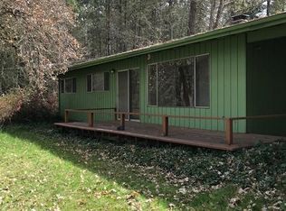 497 W Harbeck Rd, Grants Pass, OR 97527