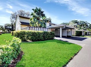 2004 Wildwood Ln N #2004, Deerfield Beach, FL 33442