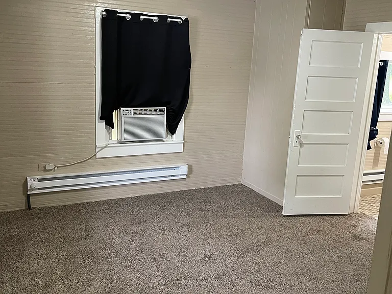 707 N Broad St — Photo 3
