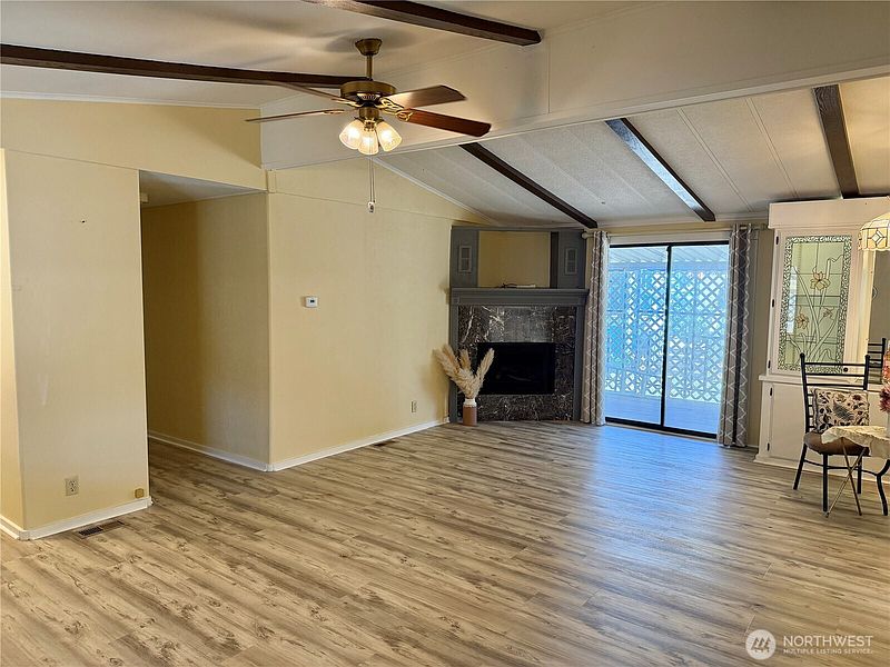 4th image of 16300 State Highway 305 NE #95