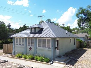 610 University Ave, Hot Springs, SD 57747