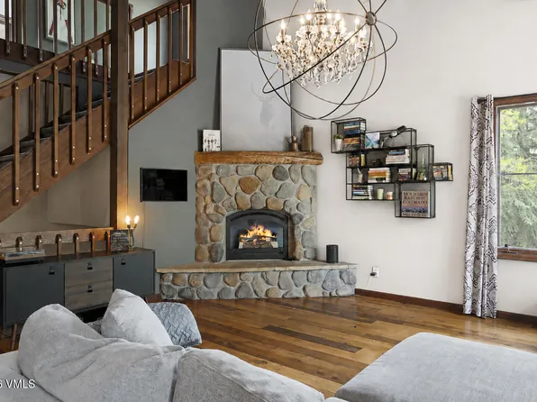 961 June Creek Rd, Edwards, CO 81632