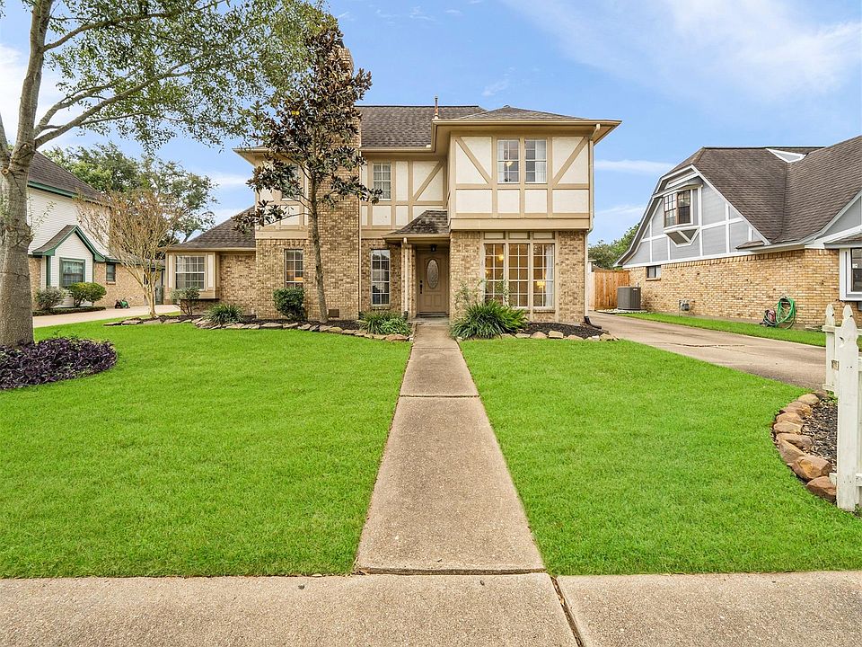 1st image of 4914 Pocahontas Dr