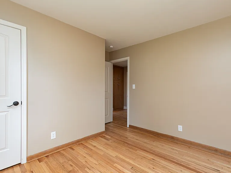 3049 S Parkview Ave — Photo 20