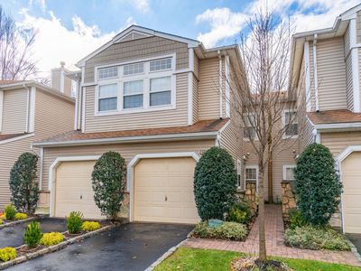 40 Sagamore Drive, Plainview, NY, 11803