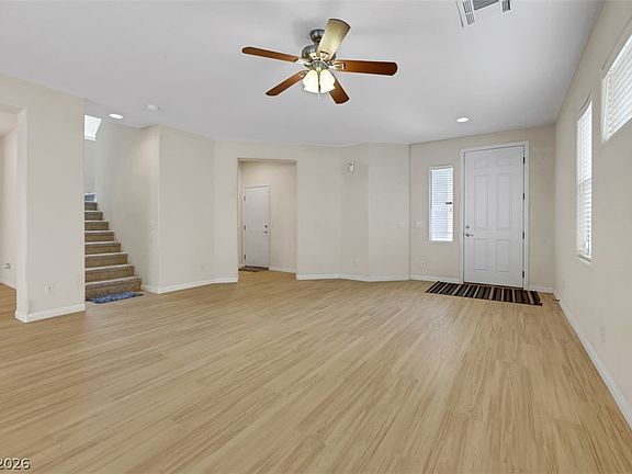 3rd image of 202 Augusta Course Ave