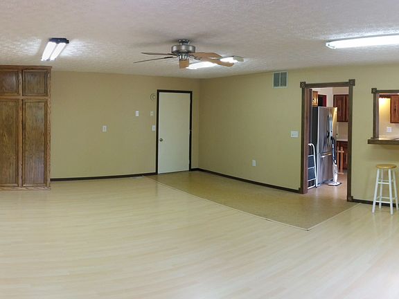5th image of 1071 E Choctaw Dr