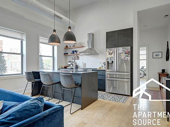 3rd image of 3437 W Fullerton Ave #2W