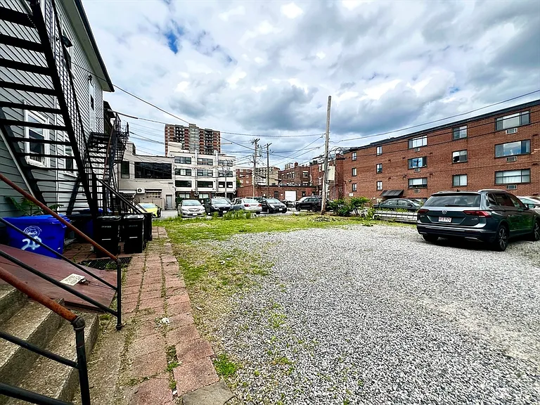 18 Winslow Rd #2 — Photo 12