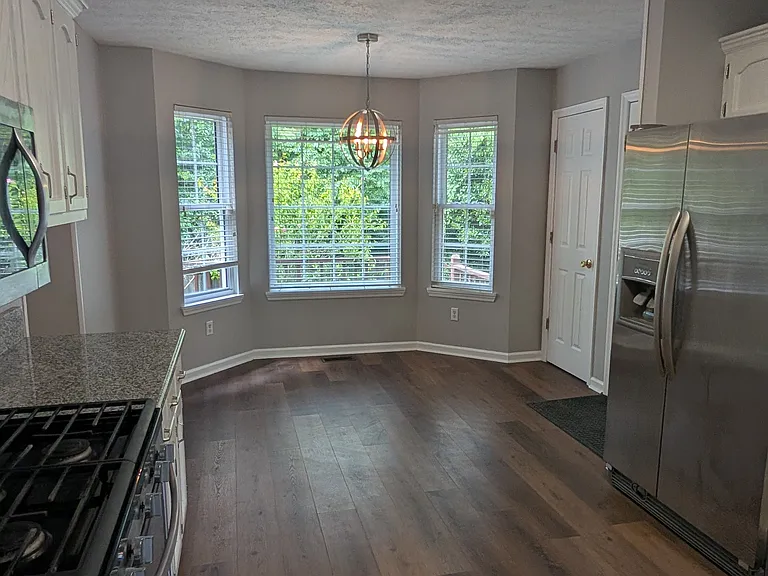 116 Paxton Ct — Photo 10