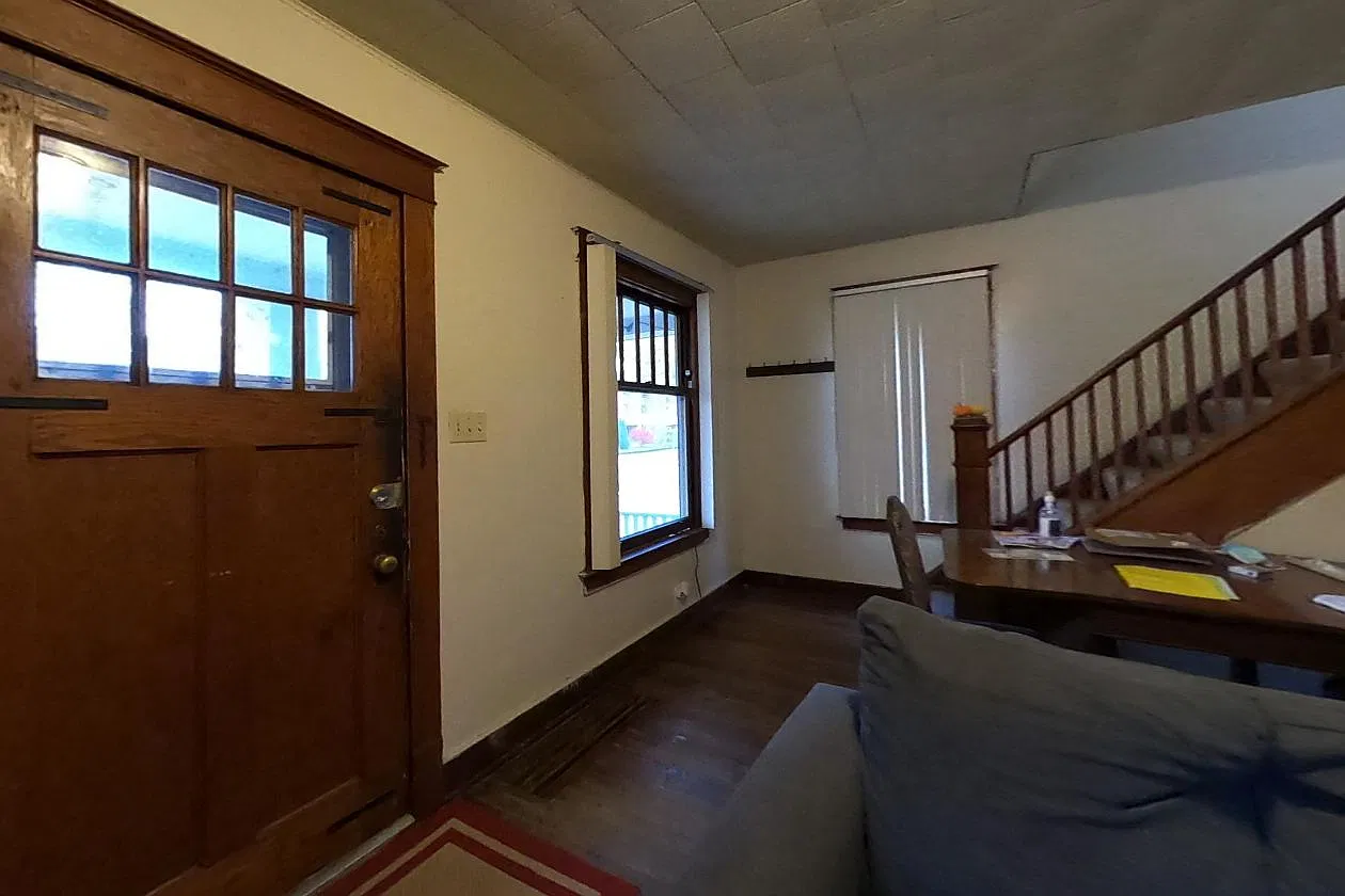 922 Dewey — Photo 2