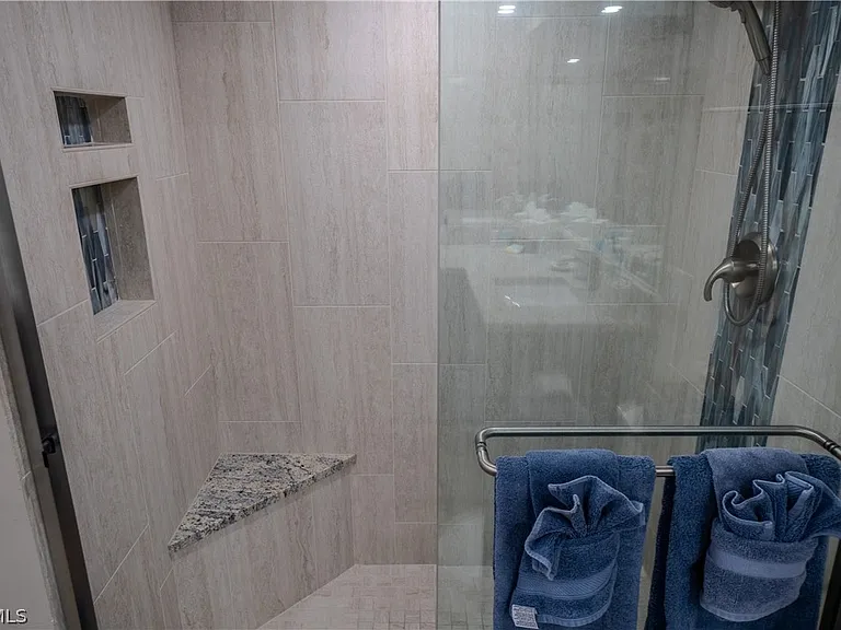 26000 Hickory Blvd #303 — Photo 18
