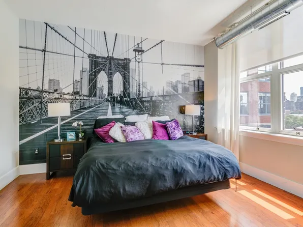 300 Coles Street image 31 of 45