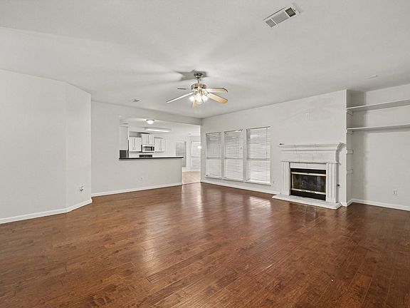 5th image of 3820 Willowick Cir
