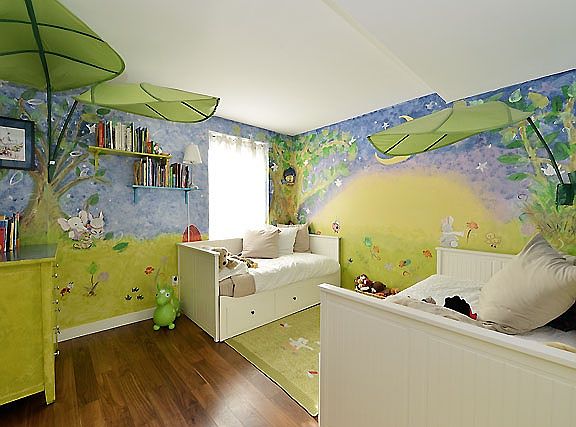 2nd image of 1063 Jackson Ave APT 3A