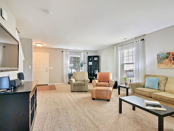 5th image of 19425 105th Avenue Ct E
