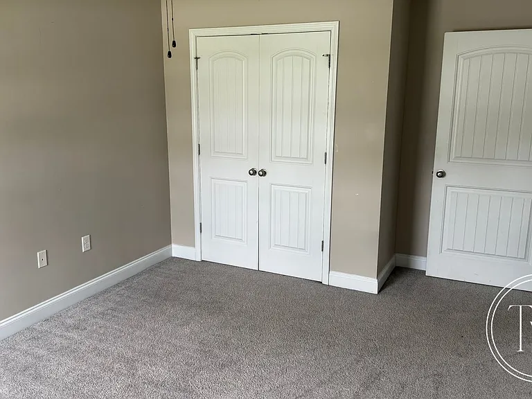 709 English Oak Dr — Photo 23