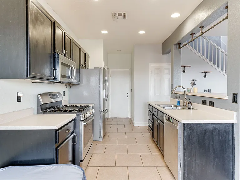 660 Jumbled Sage Ct — Photo 9