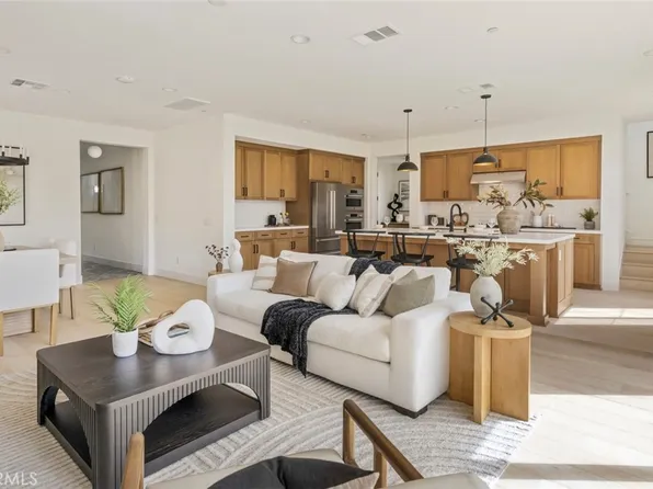177 E Palm St, Altadena, CA 91001