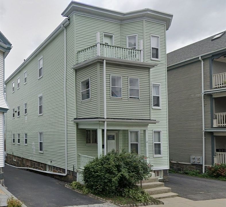 2nd image of 23 Tower St