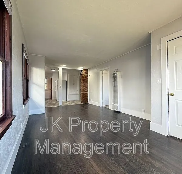 1018 8th Ave S #A — Photo 4