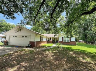 9757 W Killabrew Rd, Hulbert, OK 74441